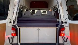 Volkswagen Transporter T5 2009