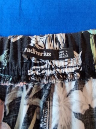 MINIFALDA STRADIVARIUS, TALLA L