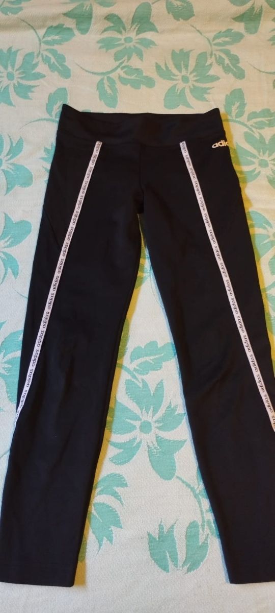 Pantalones adidas negro