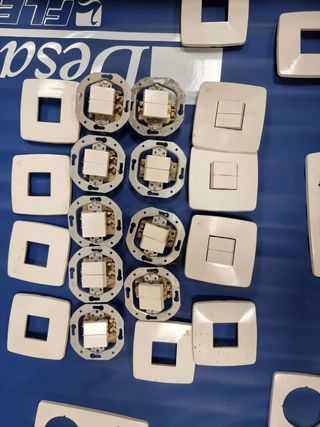 Doble Interruptores Simon 32 Blanco