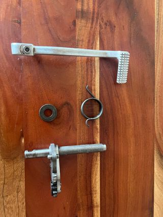 EJE ARRANQUE R60 r75 r80 R100