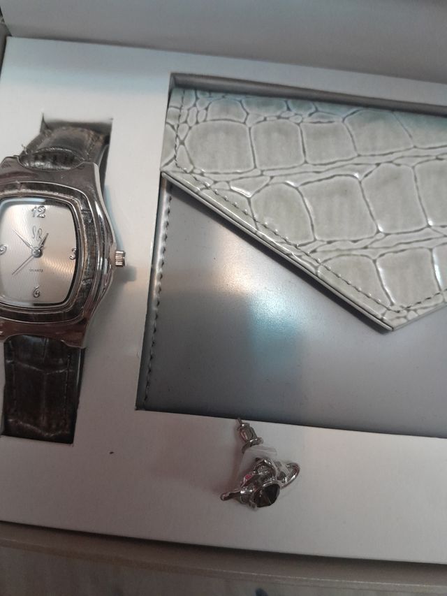 Conjuntos de collar pendientes y reloj