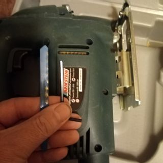 Seghetto elettrico con laser