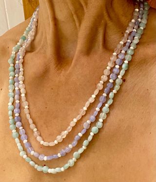Collar de piedras preciosas triple y plata ley 925