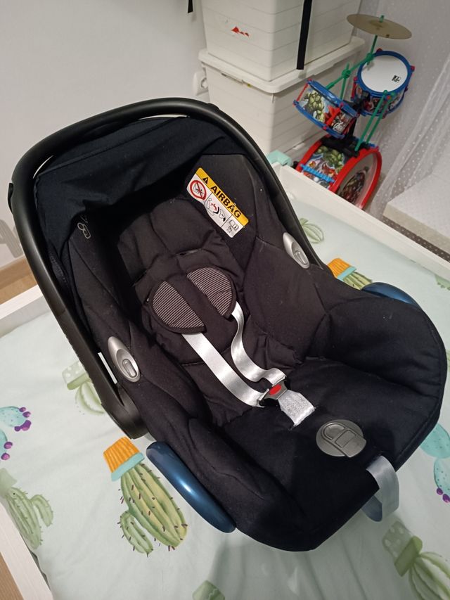 Lote carro silla bebe I candy Strawberry+Maxi Cosi