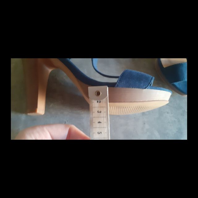 Sandalias azules talla 35