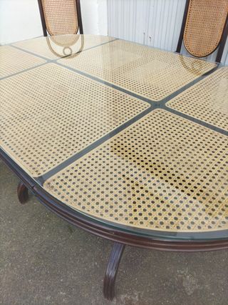 Mesa y sillas ratán / paja de viena