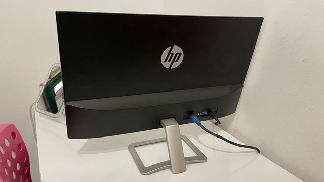 Pantalla HP 23es