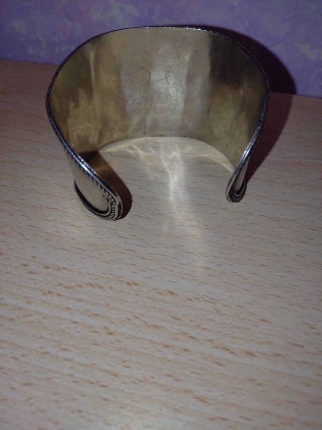 Bracciale con pietre