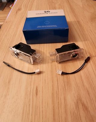 Pack de 2 Uds. proyector LED con logo Audi.