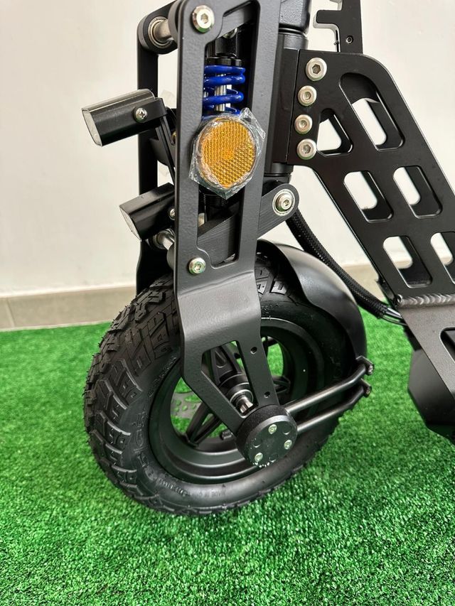 MONOPATTINO. PONENTE URBANO. NUOVO STOCK