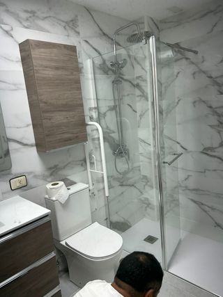 Reformamos tu baño 613 87 44 44