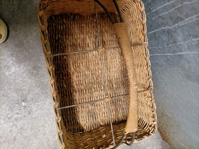 Cistell per ampolles