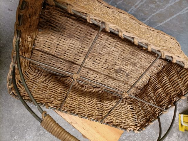 Cistell per ampolles