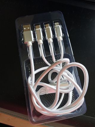 3 en 1 cargador USB a Tipo C / V8 / 6G