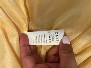 vestido amarillo Kling