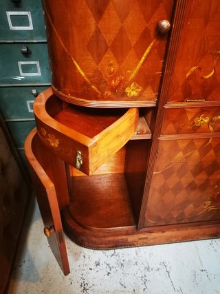 Mueble bar. Armario. Antiguo