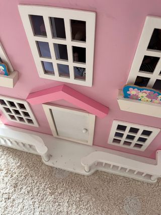 Casa de muñecas madera