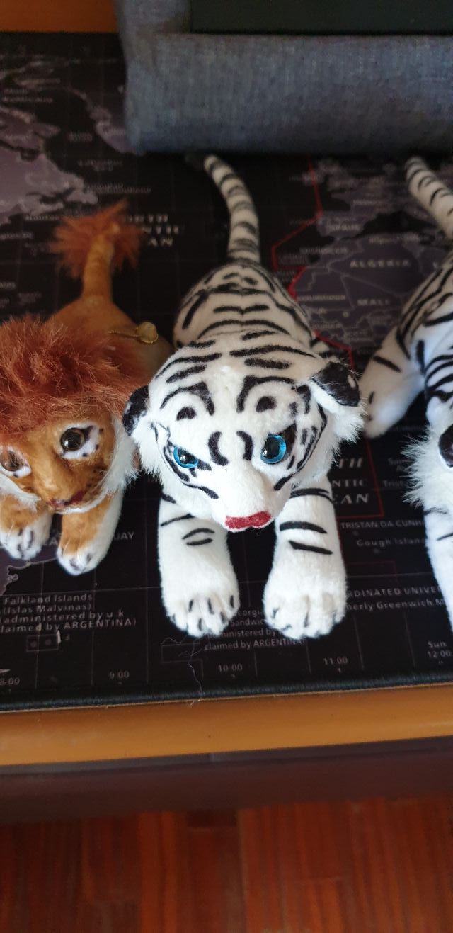 LOTTO N. 2 PELUCHES VARI