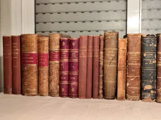 Libros de medicina antiguos