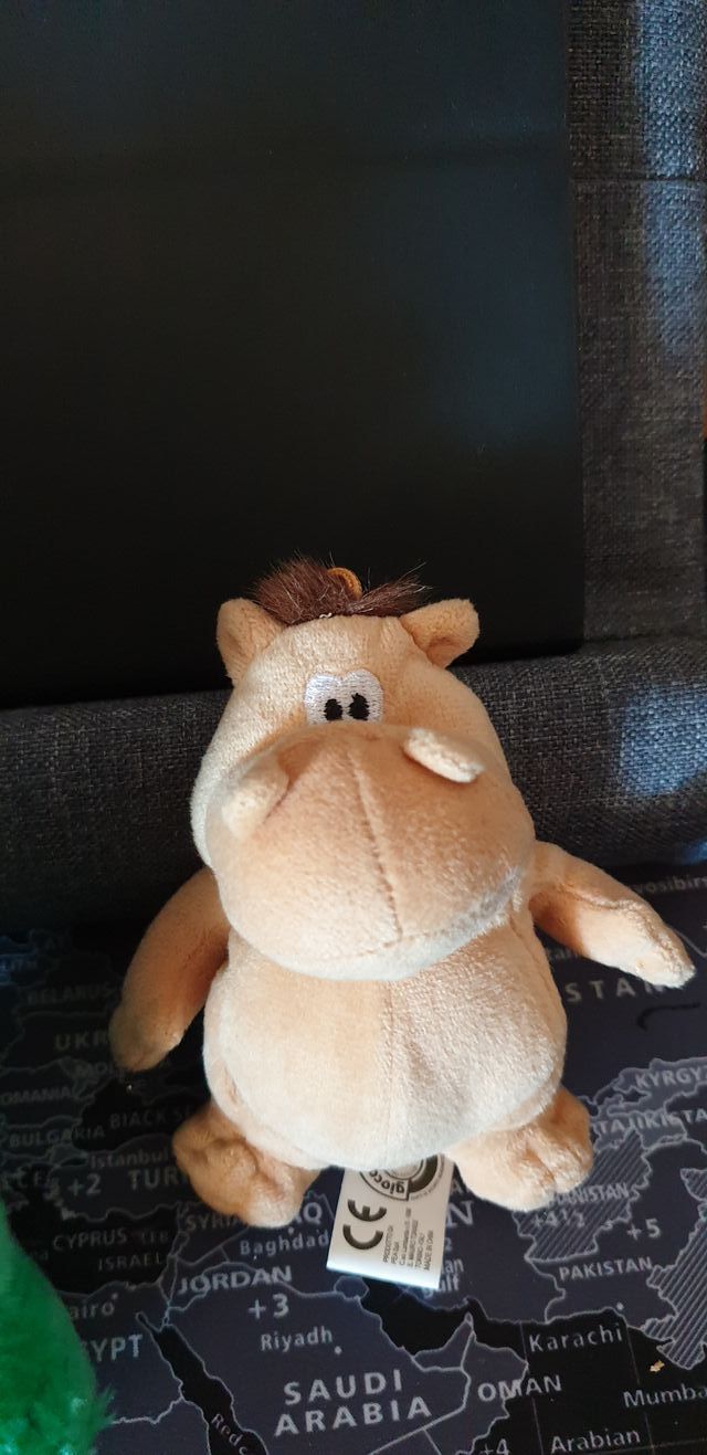 LOTTO N. 20 - 6 PELUCHES VARI