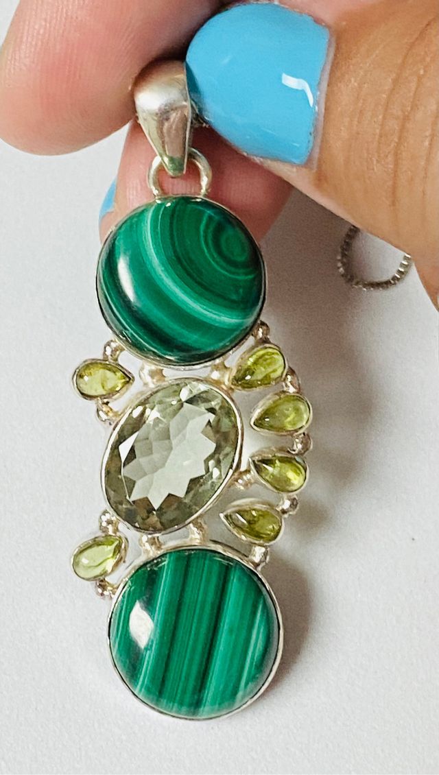 Colgante malaquita y gemas+cadena en plata ley 925