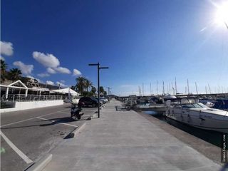 R-6930538 Traspaso Bar y Tienda de Vinos