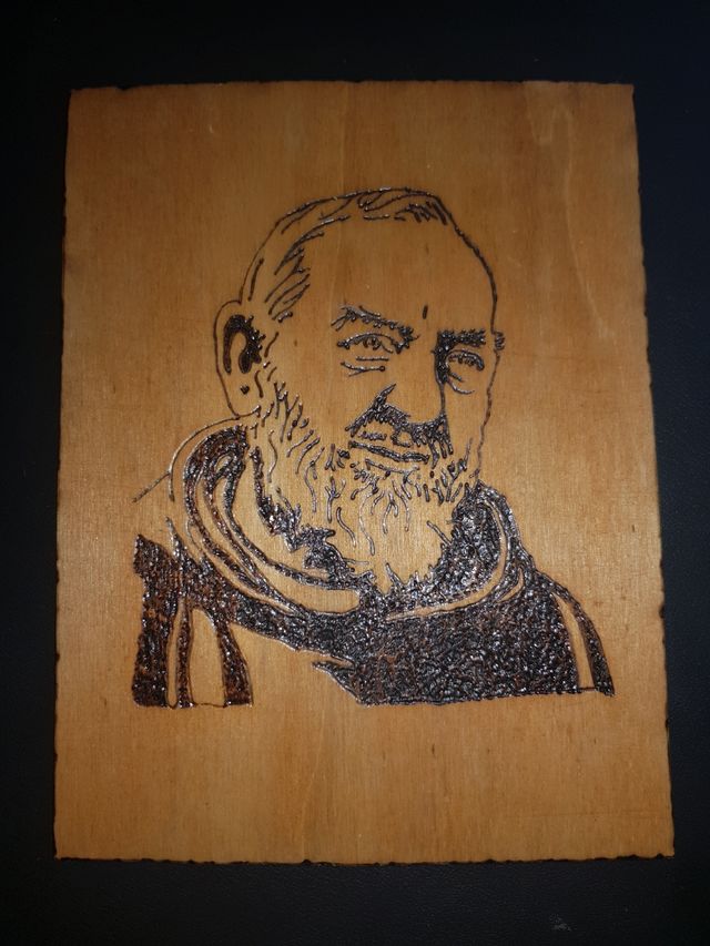 Pirografia San Pio