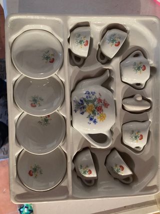 Vajilla de juguete de porcelana de 13 piezas
