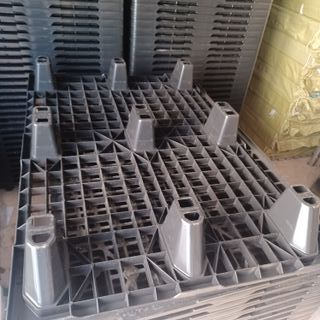 Palets nuevos de plástico medida EU