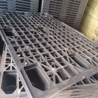 Palets nuevos de plástico medida EU