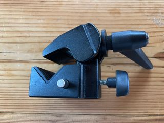 Abrazadera Calumet MF6820 para iluminación studio