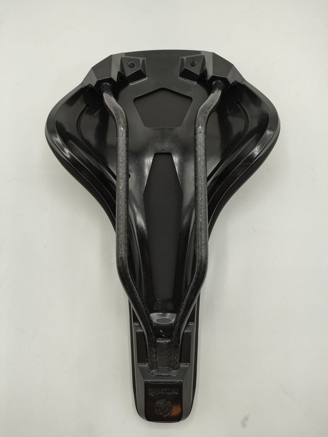 Sillín Nuance Road Slt carbon