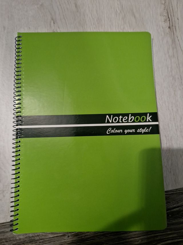 6 Cuadernos cuadros + 1 gratis