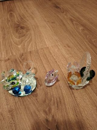 Búhos y figuras de cristal 