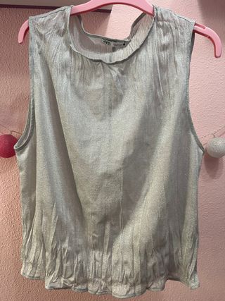 blusa plateada Zara