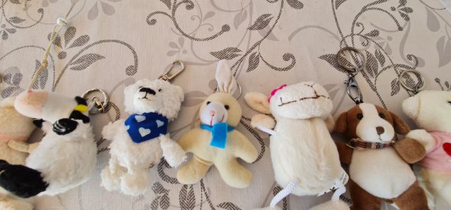 LOTTO N. 1 - 12 PELUCHES Portachiavi