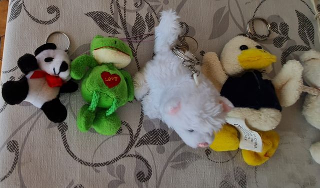 LOTTO N. 1 - 12 PELUCHES Portachiavi