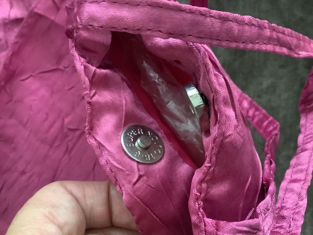 Conjunto chal y bolso rosa con bordados