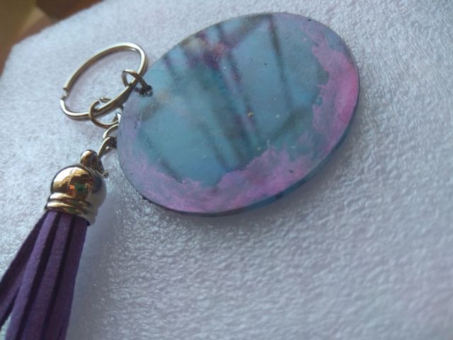 Llavero pintado a mano. Galaxia.