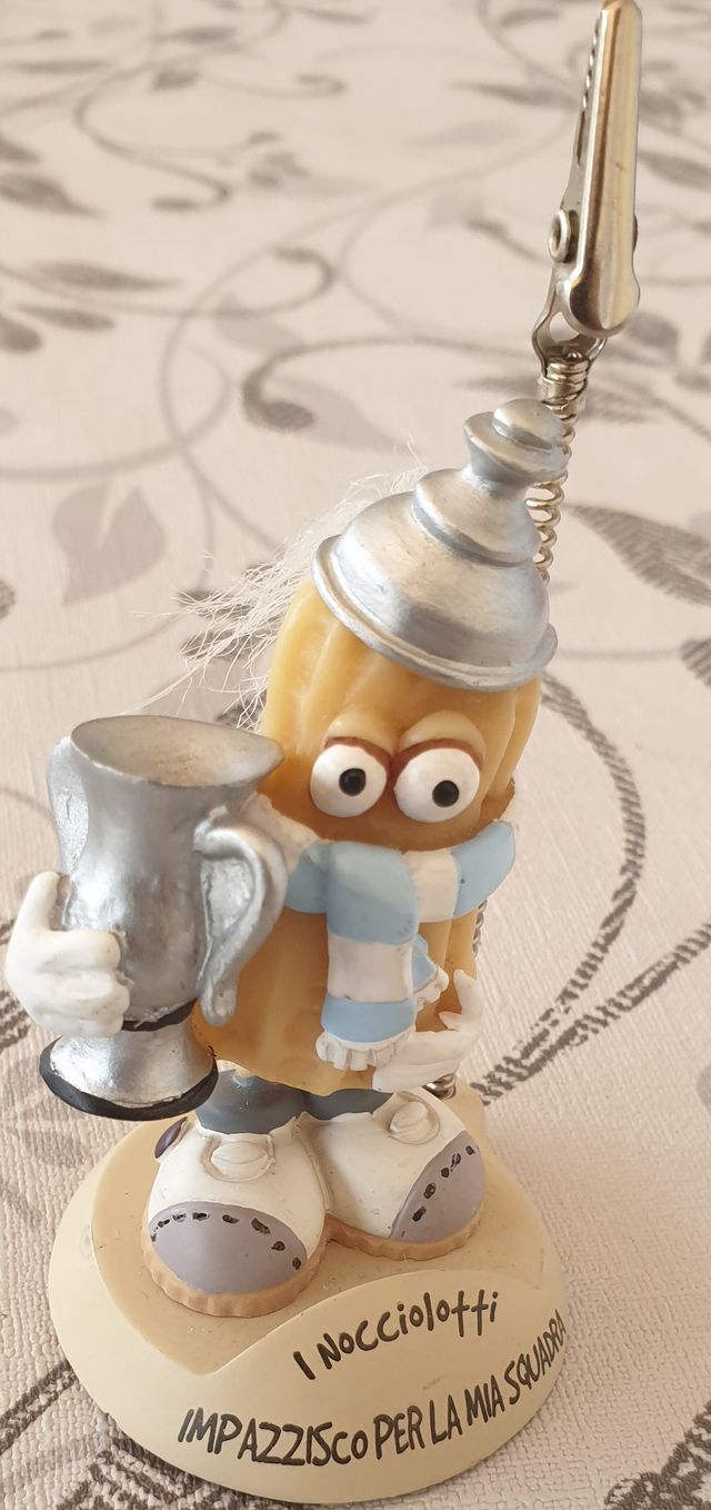 LOTTO N. 12 - 5 PORTACHIAVI