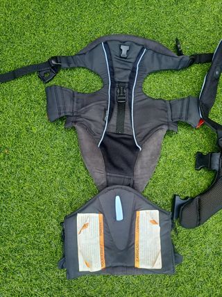 Mochila portabebes Fisher Price
