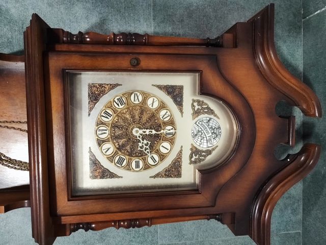 Reloj artesano de cuco