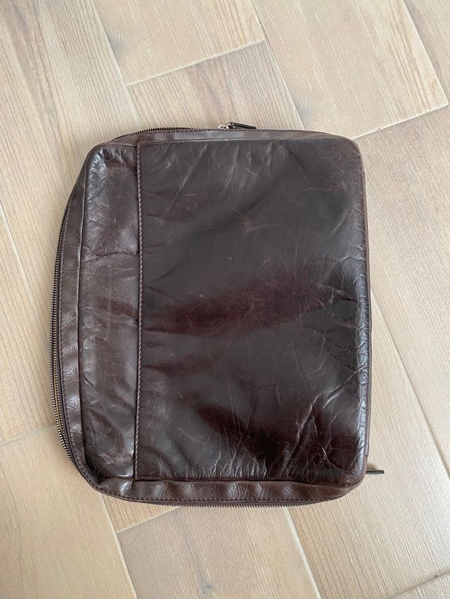 Borsa  documenti e Pc Orciani