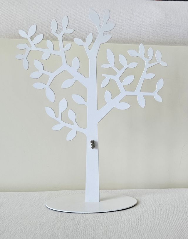 Portagioie di metallo bianco