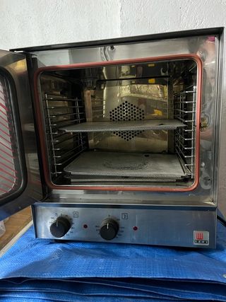 Horno pequeño EKA