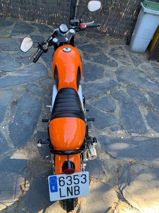 Moto Hanway Raw 125 SR Sport Color Naranja 340 KMs