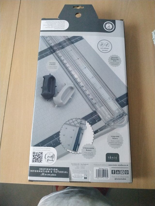 Herramienta para cortar y marcar