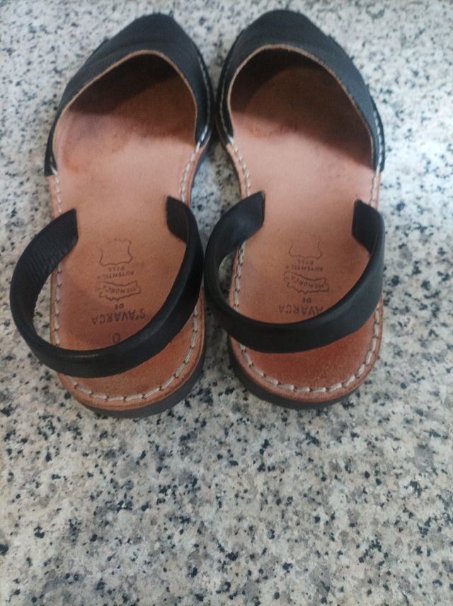 MENORQUINAS  CHICO TALLA 40  PIEL