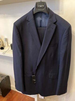 Traje Cortefiel T52 americana y 46 de pantalón